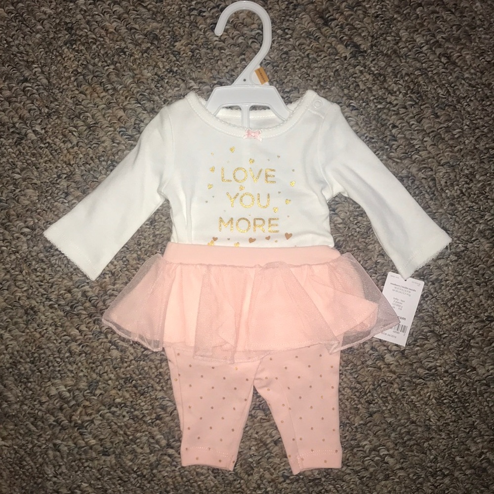 NWT Carter’s newborn set